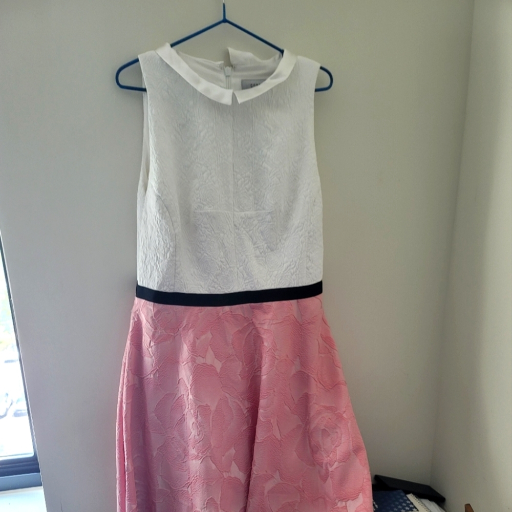 Women dress